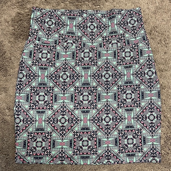 Charlotte Russe Dresses & Skirts - Charlotte Russe Printed Skirt Medium